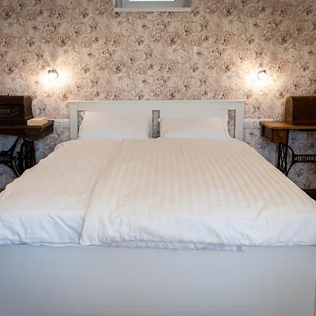 Szigligeti Mandula Kert Vendégház Extérieur photo