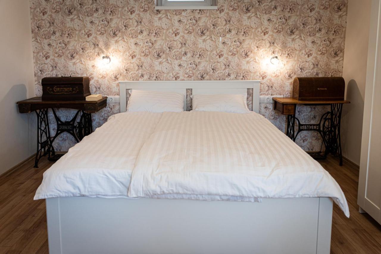 Szigligeti Mandula Kert Appartement *