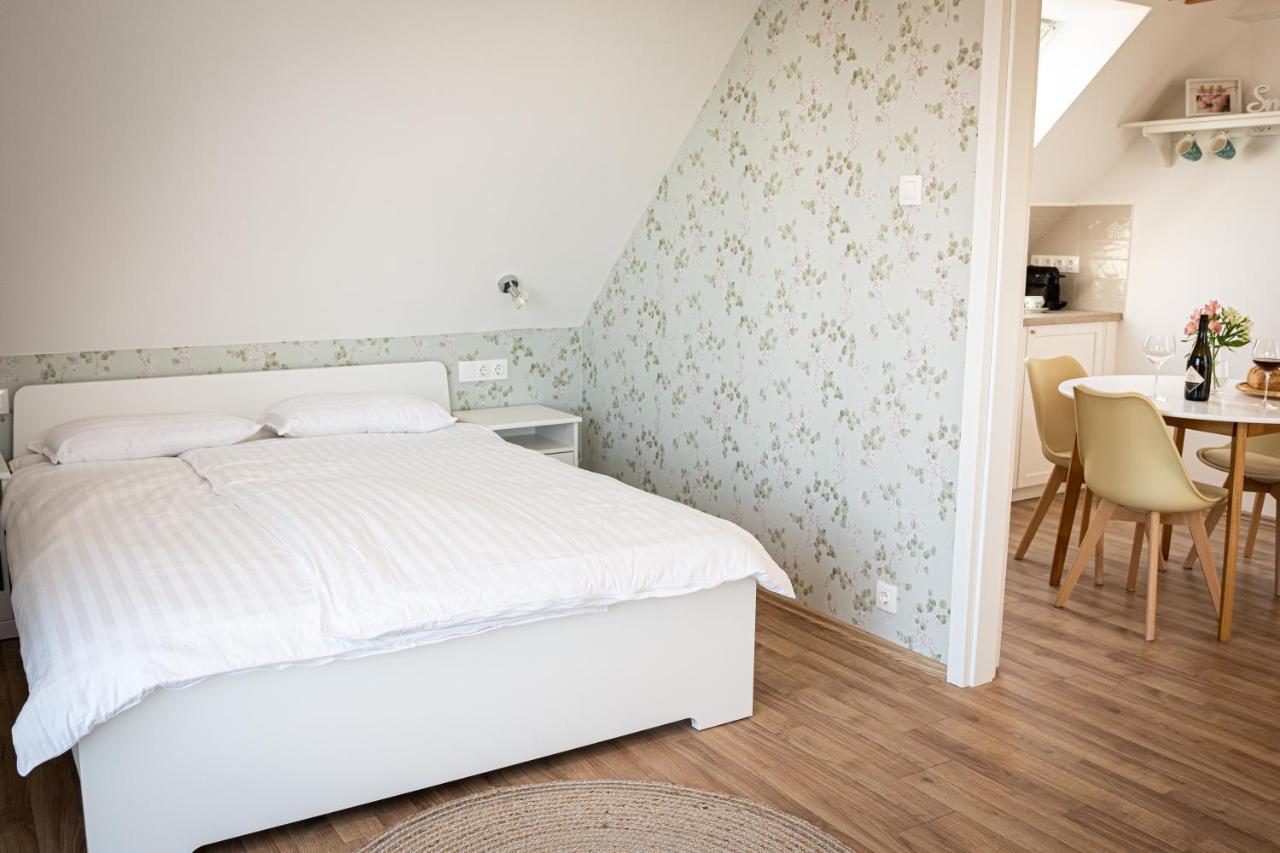 Appartement Szigligeti Mandula Kert *