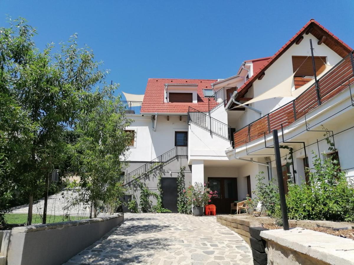 Szigligeti Mandula Kert Appartement